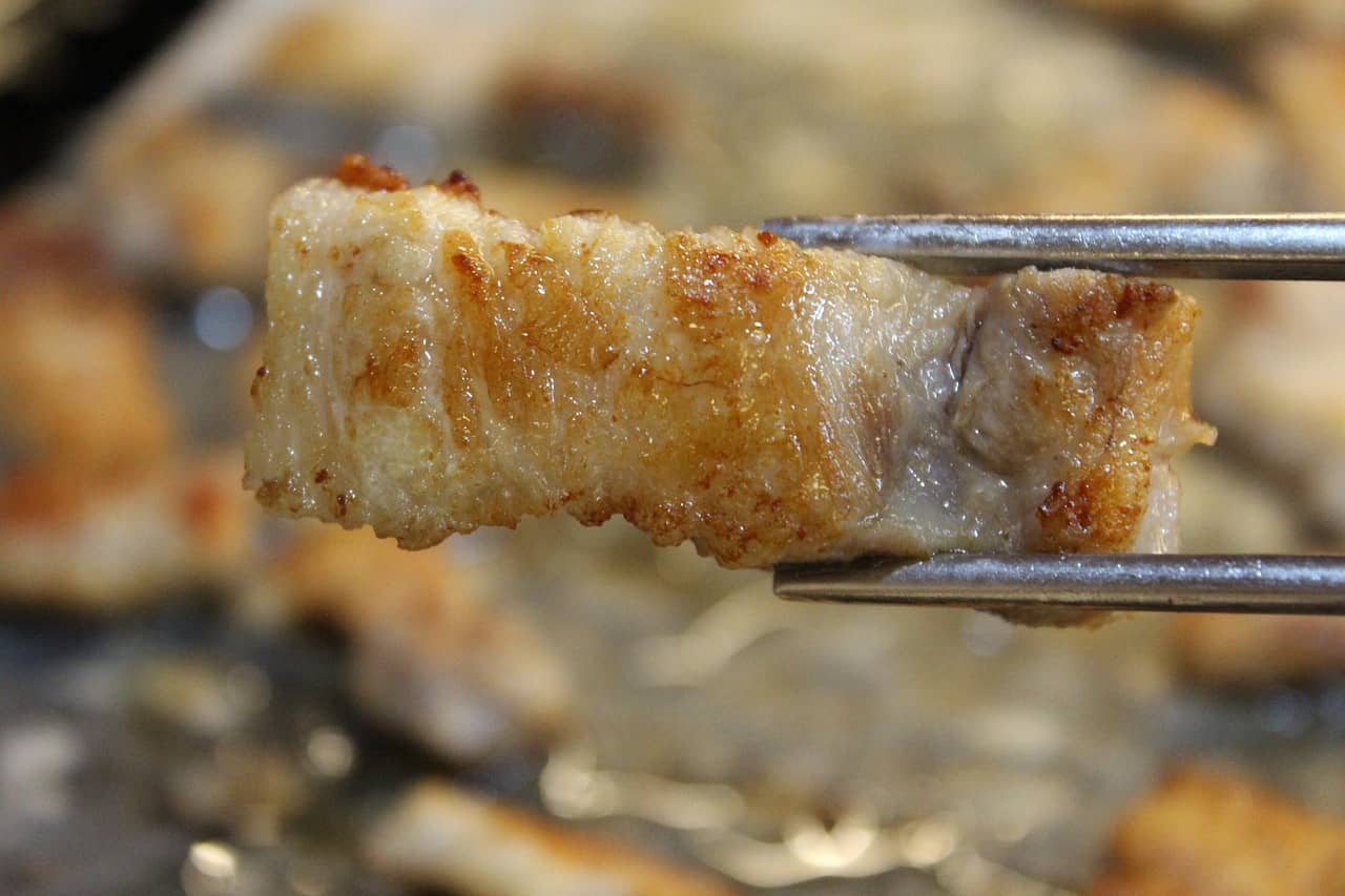 랜덤 맛집 도전 : 기존의 익숙한 맛에서 벗어나 새로운 식당을 랜덤으로 선택해 떠나는 미식 여행