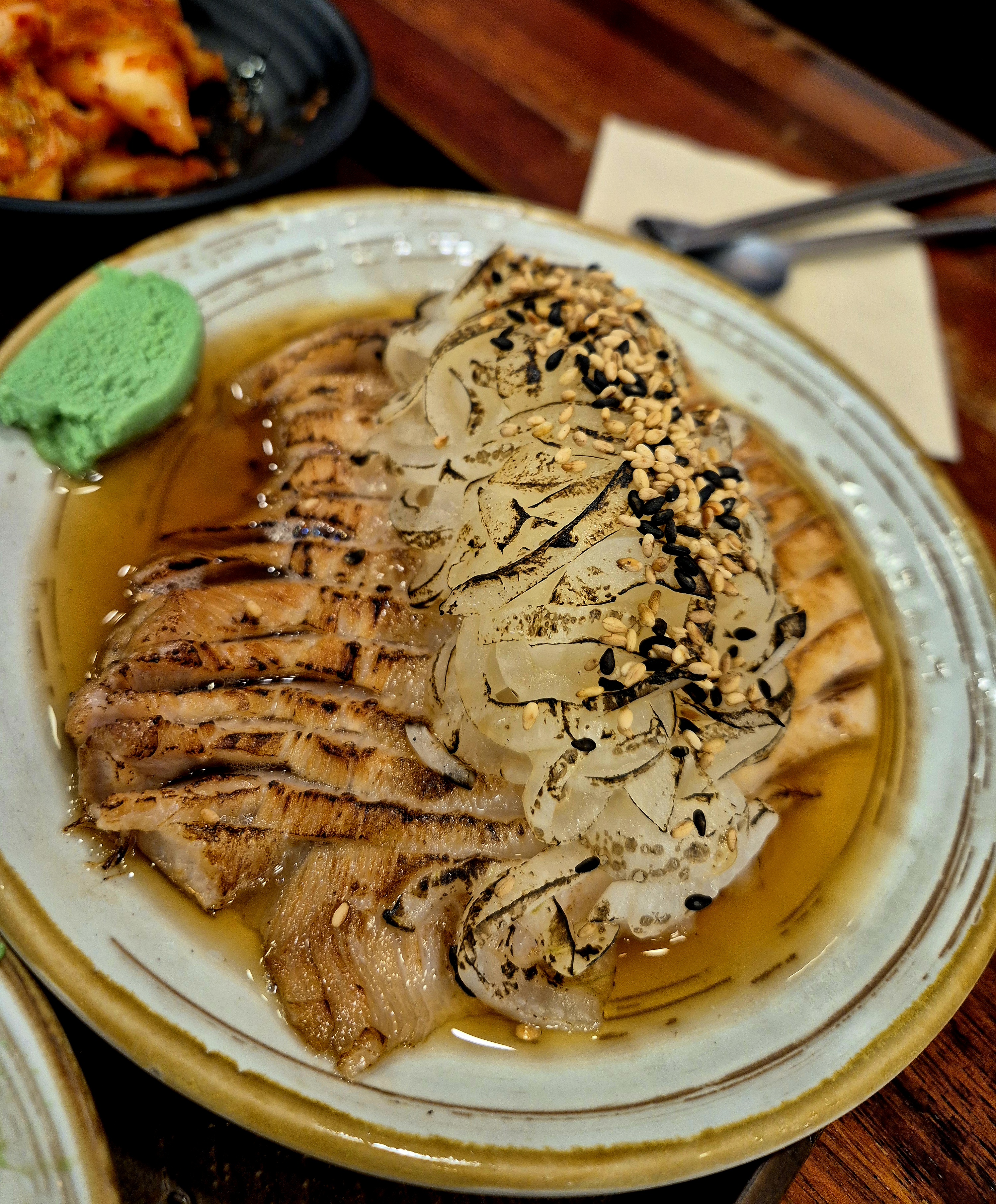 탄 음식은 왜 쓴맛이 날까?