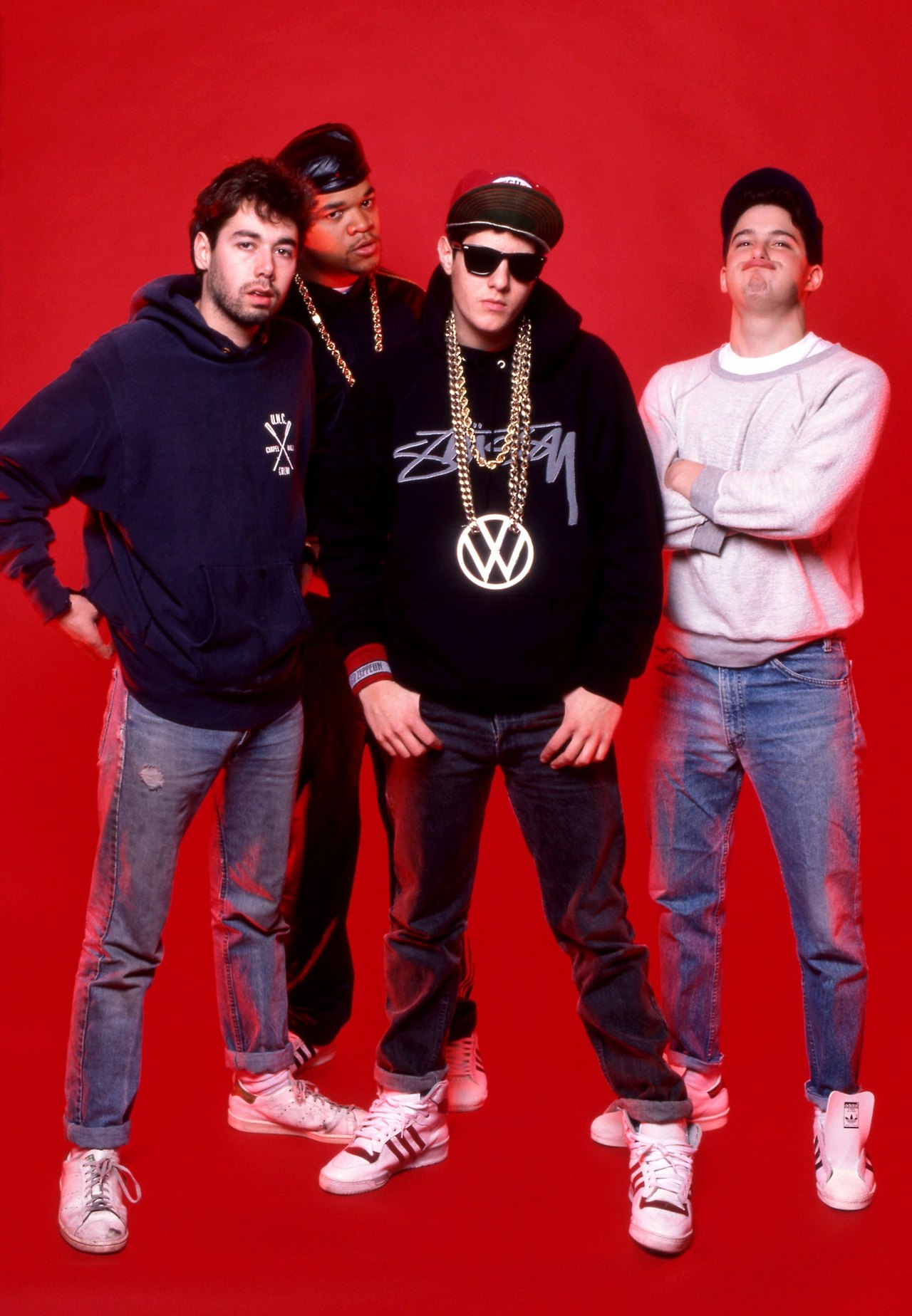 스투시 입은 비스티보이즈 (앞에 3명)