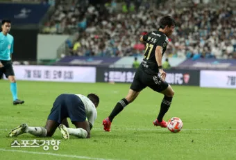양현준 축구선수 셀틱 FC No 13 그의 프로필을 확인해봅시다_17
