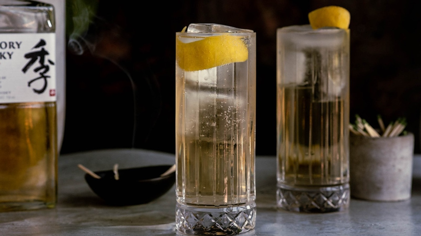 하이볼 – 가볍고 청량한 위스키 칵테일의 매력