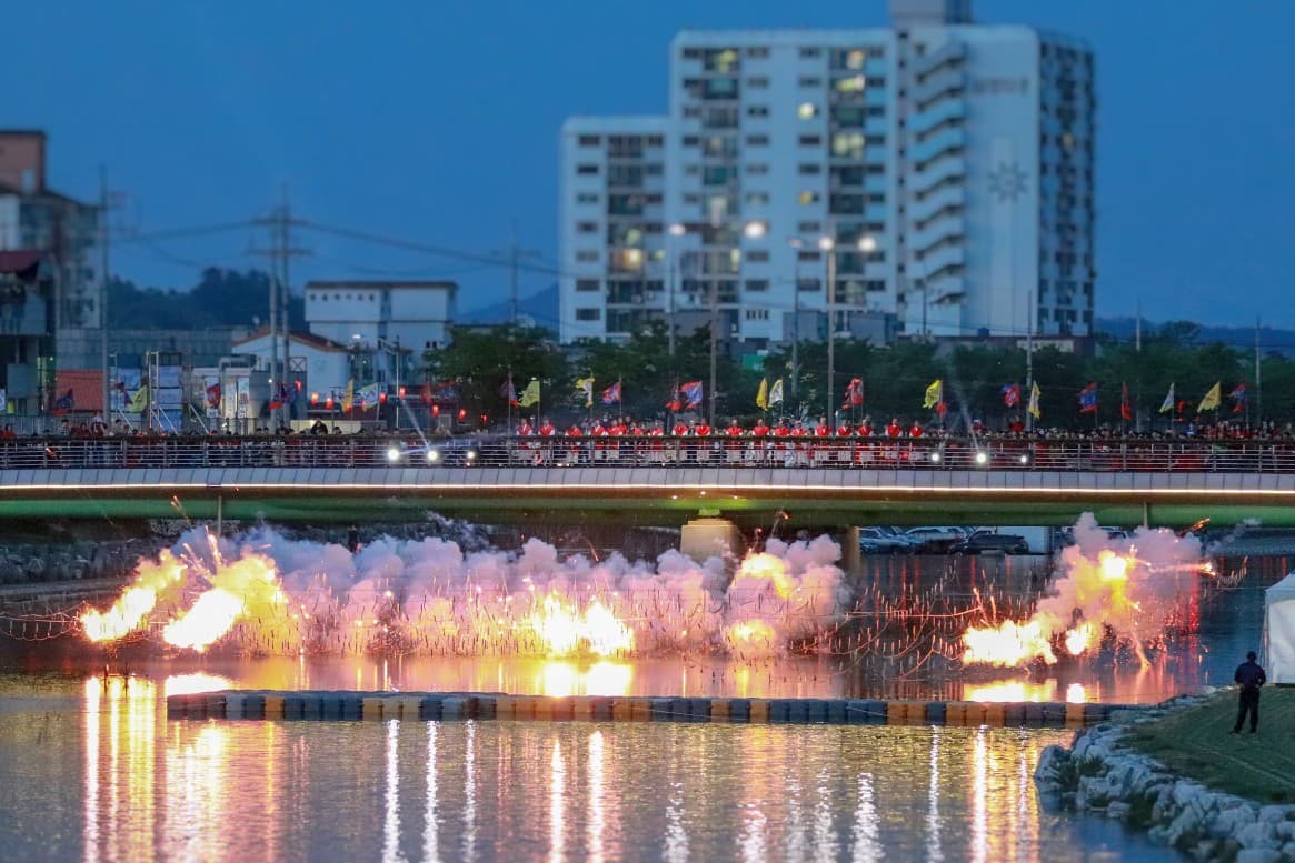 [4월 축제]2025 의령 홍의장군 축제❘기간, 프로그램 &amp; 공연 &amp; 체험 일정표