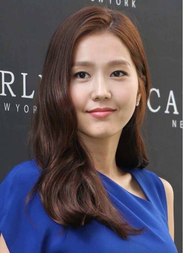 이진 프로필