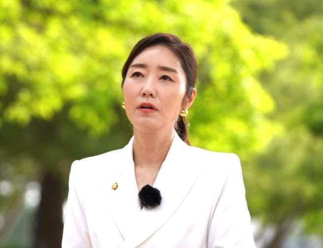 강선우 국회의원 프로필 총정리|나이·고향·학력·남편·가족·정치경력·갑질 의혹·공천헌금 재판