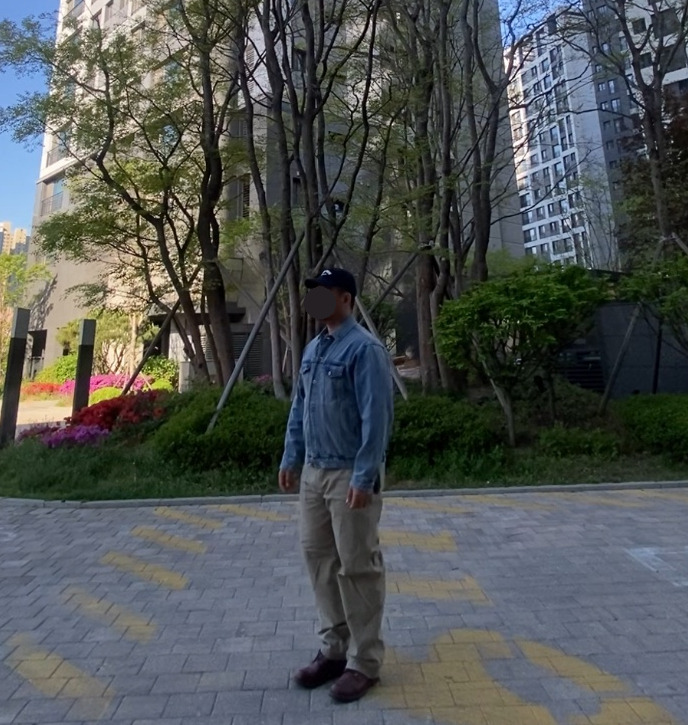 데일리룩('26. 4. 24.)윅 WICK 워싱 빈티지볼캡, 무신사스탠다드 데님트러커 청재킷, 유니클로 와플헨리넥 티셔츠, 무신사스탠다드 퍼티그팬츠, 레드윙 아이언레인저 앰버하니스