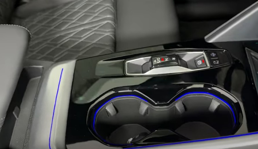 2025 아우디 신형 Q5 풀체인지 외관디자인 실내디자인