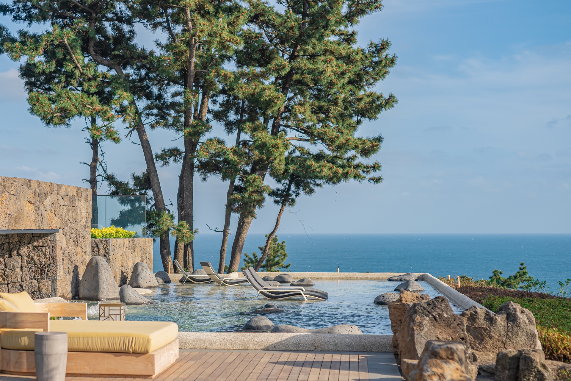 #JW메리어트 #JW메리어트제주 #JW메리어트제주리조트&스파 #범섬 #빌벤슬리 #서귀포호텔 #제주리조트 #제주메리어트 #제주여행 #제주호텔 #댄싱두루미 #더플라잉호그 #아일랜드키친