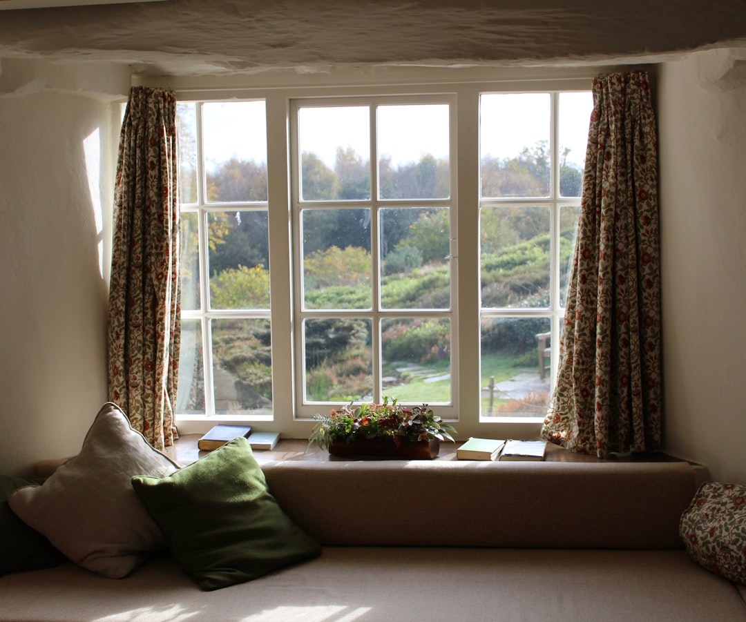 Curtain.