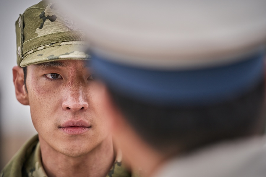 중사 &lsquo;규남&rsquo;(이제훈)