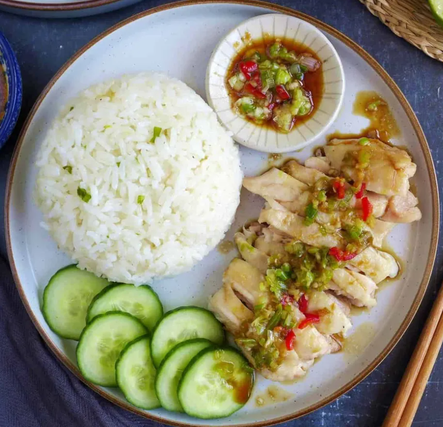 싱가포르 음식 하이난 치킨라이스 사진