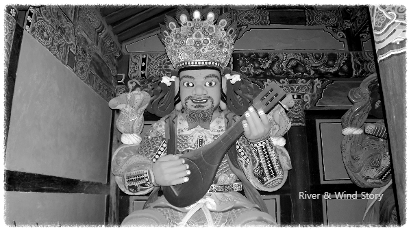 동방 지국천왕(持國天王)