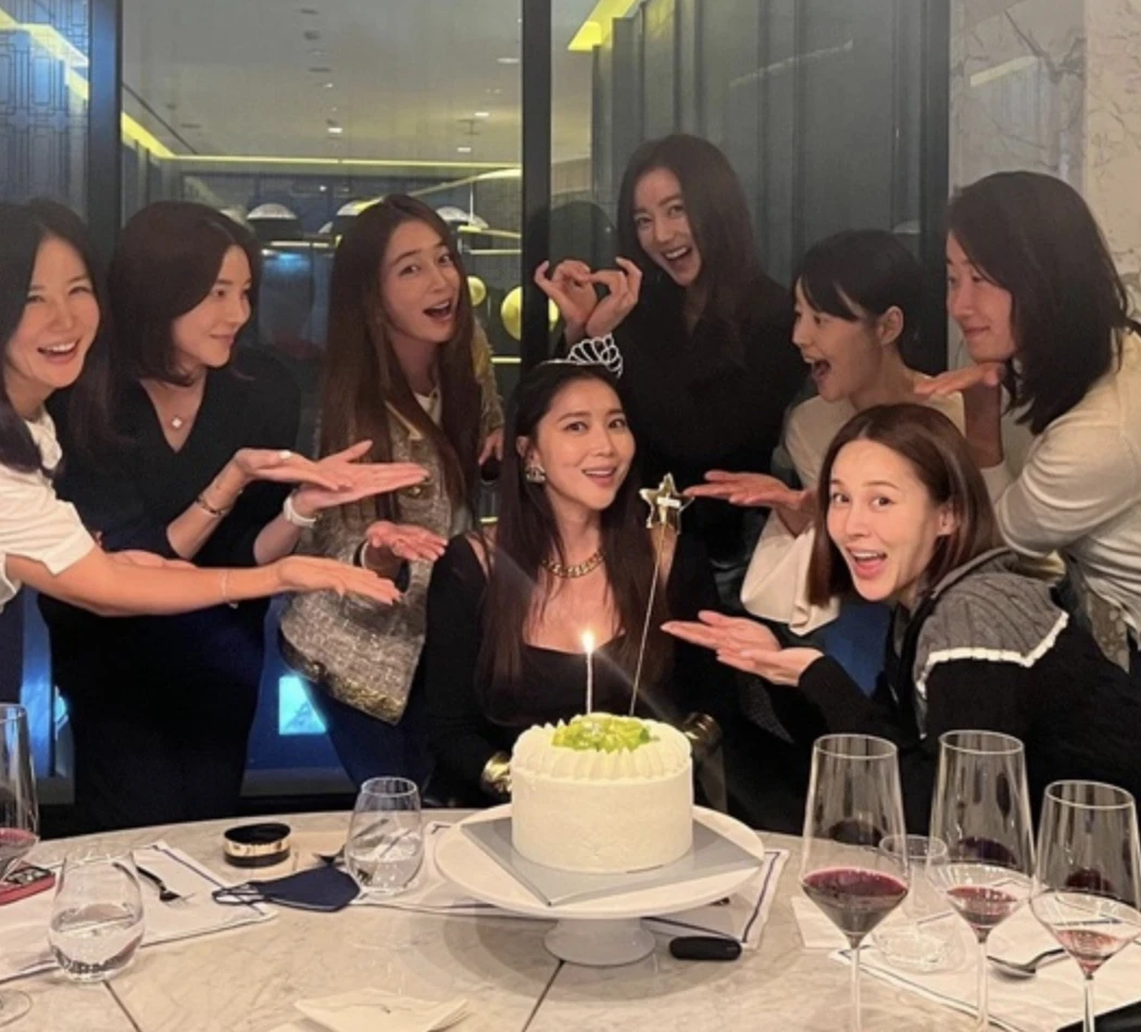 오윤아생일파티