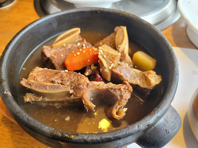 판교 대형 소고기집 '우설화'