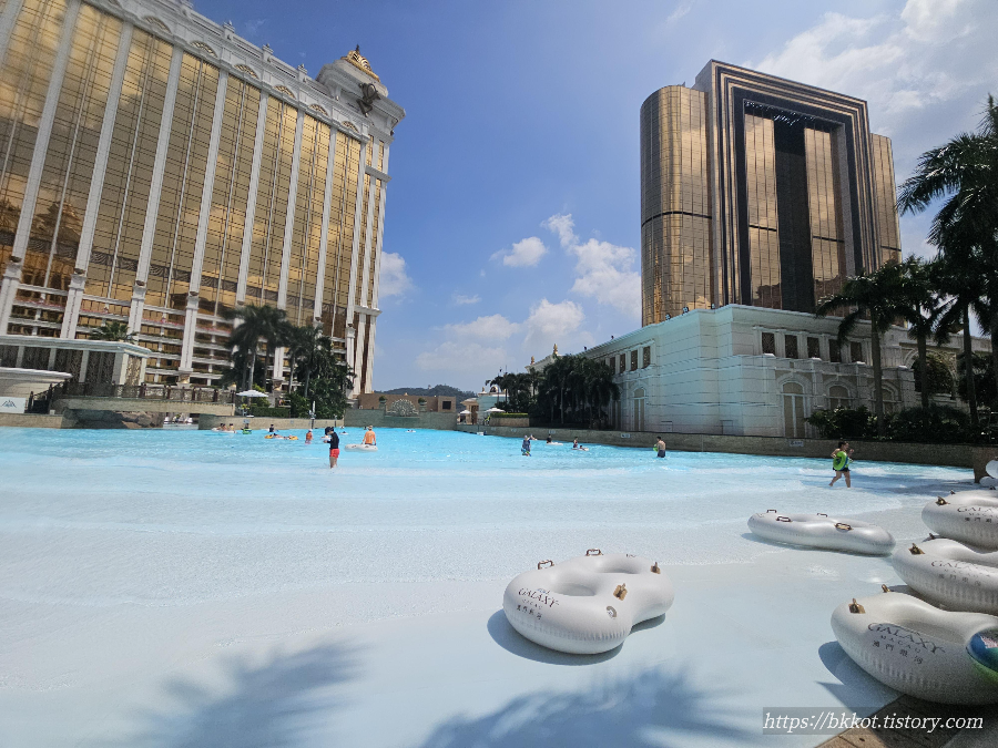 마카오 갤럭시 그랜드 리조트 덱