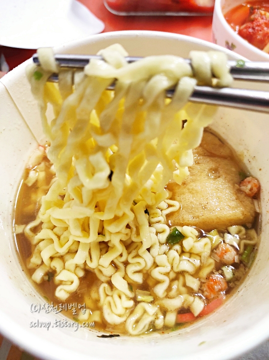 오뚜기 가쓰오 유부우동 맛보기, 면발