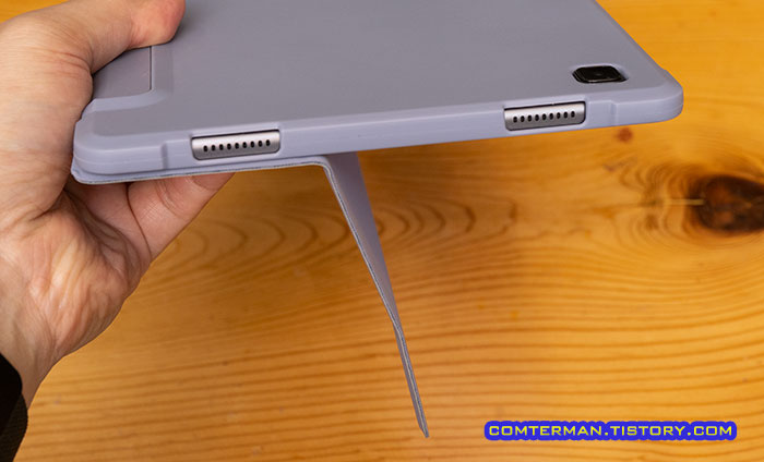 갤럭시탭A7 2020 커버 자석 고정