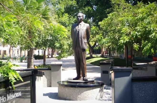 도산-안창호-기념동상