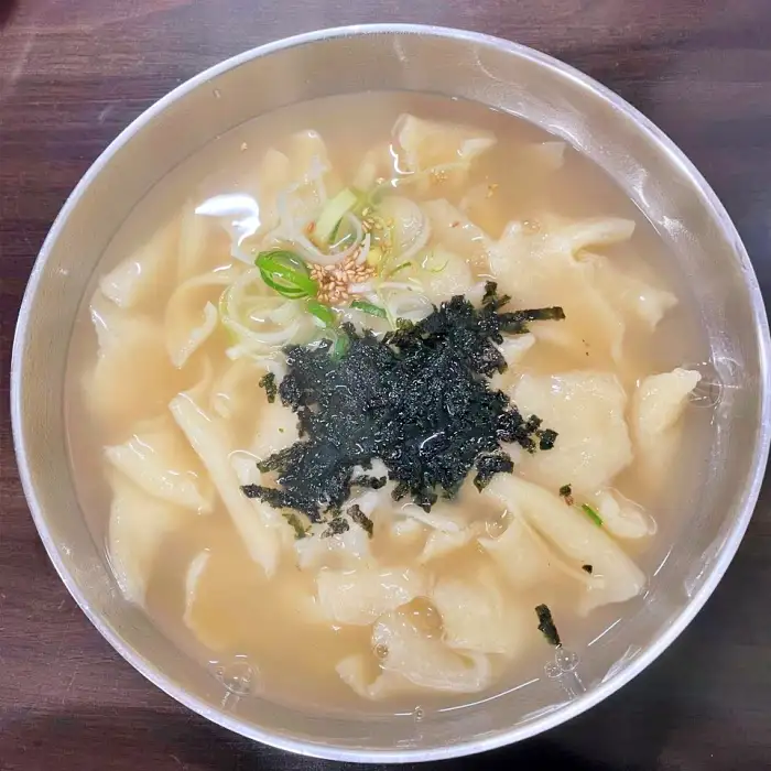 생방송 투데이 수원 남문시장 손칼국수 잔치국수 칼제비 수제비 맛집