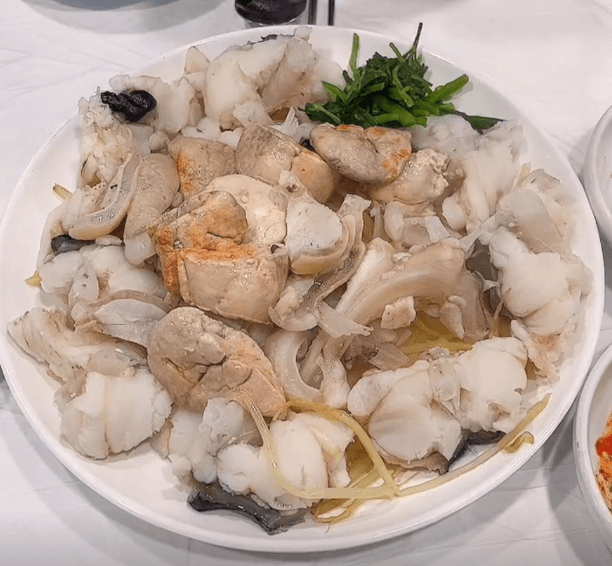 토밥즈 토요일은 밥이 좋아 아구찜 아구수육 경주