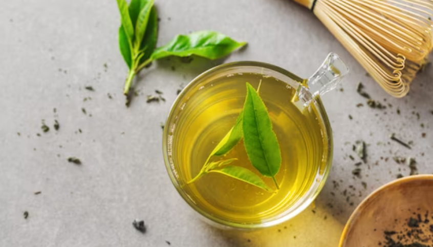 뇌를 활성화시키는데 도움이 되는 음료 녹차