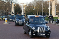 블랙 캡 오스틴 택시