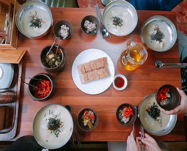 메밀촌옹심이마을