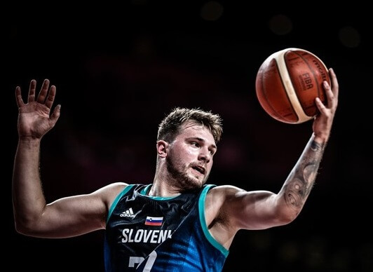 루카 돈치치 충격 트레이드