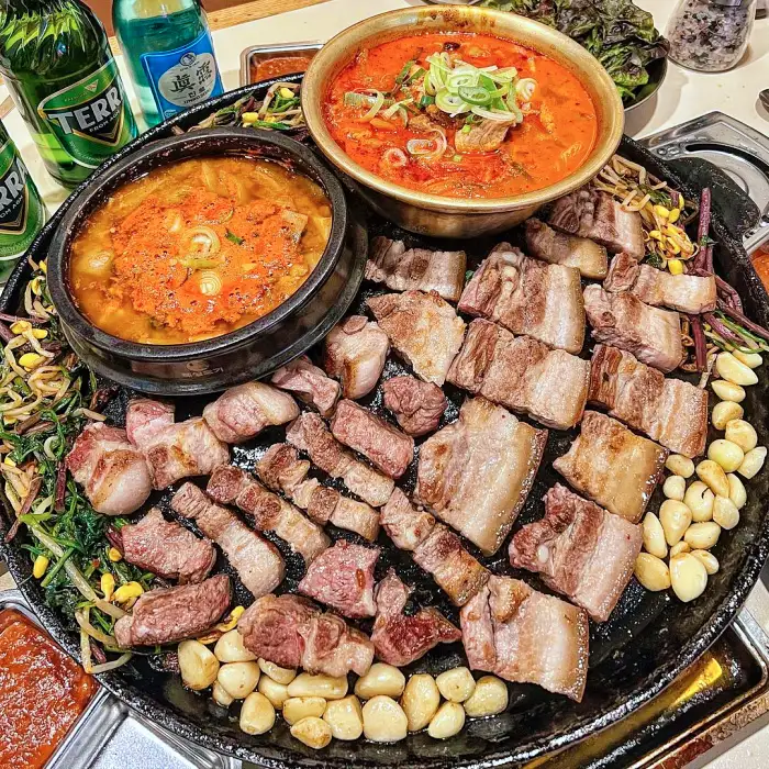 생방송 투데이 마포 공덕 벌집 밀랍 숙성 삼겹살 맛집