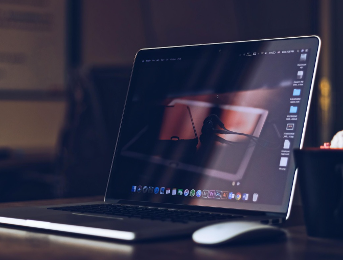 노트북 배터리 성능 저하, 충전 습관 때문일까