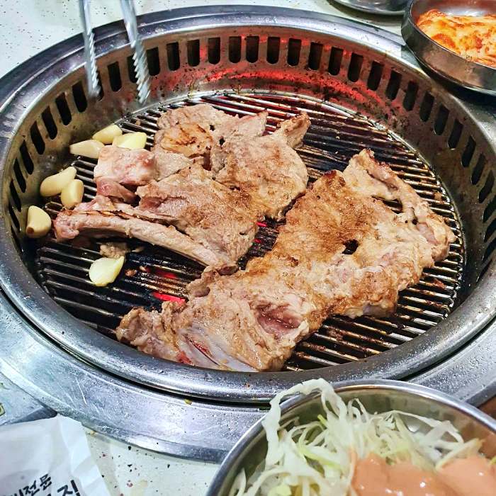 생방송 오늘저녁 대전 대흥동 중앙로역 46년 노포 돼지갈비 맛집