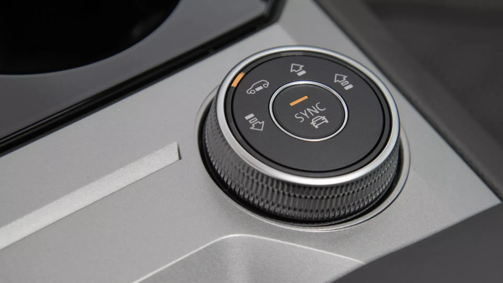 폭스바겐 투아렉 이미지