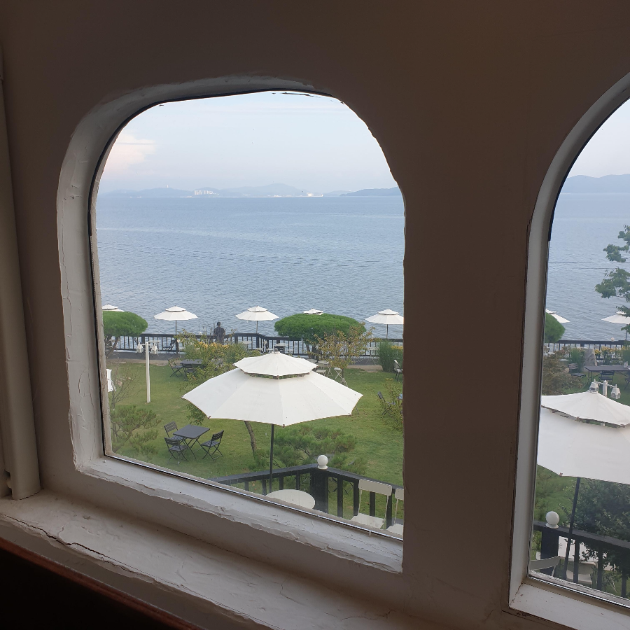 토크라피 : 강화도 동막해변 오션뷰 카페_2층_오션뷰