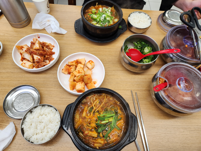 봉천신림 구수옥 설렁탕 갈비탕 함흥냉면