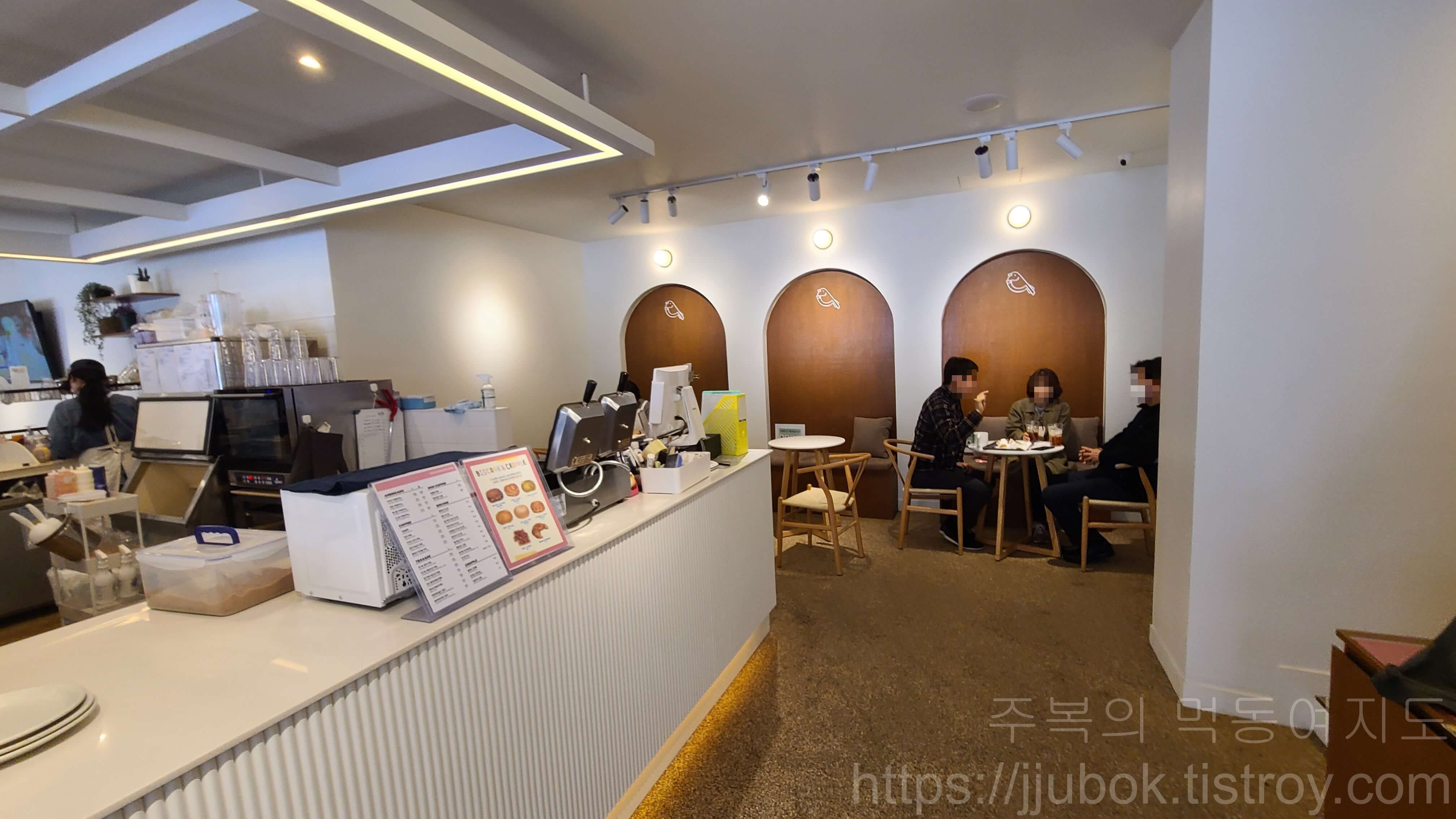 파란만잔-PARANMANJAN-광화문점-분위기-2