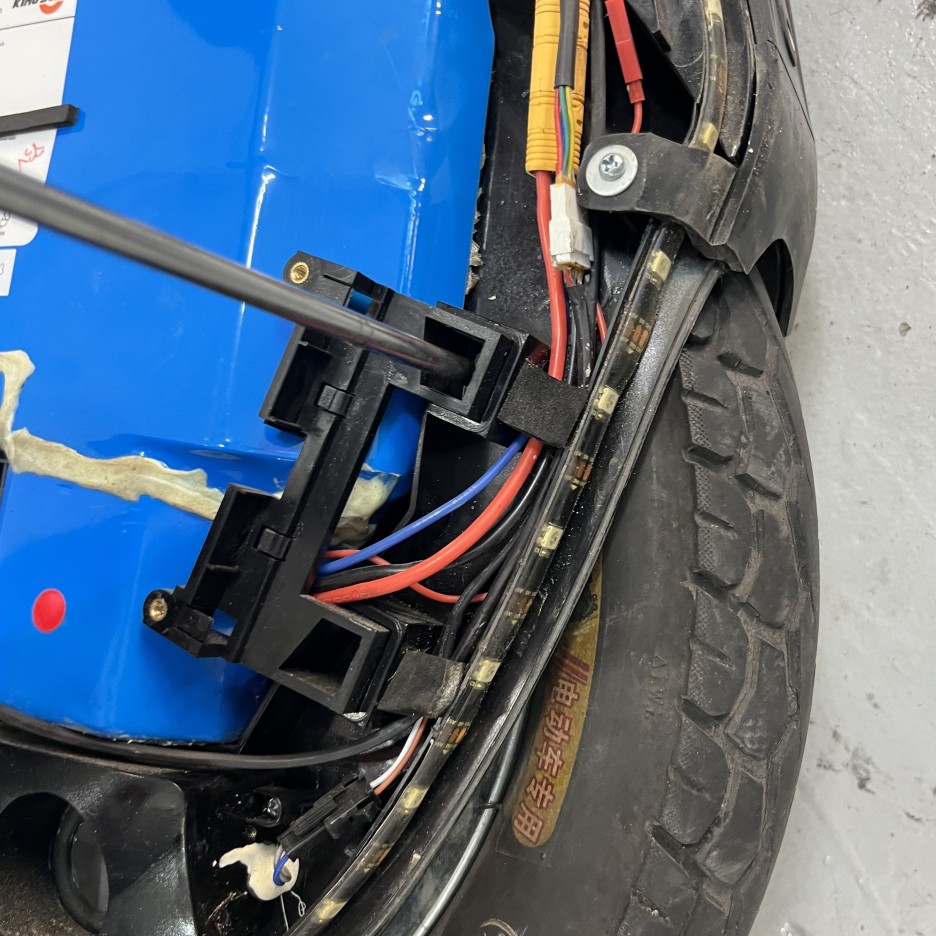 [수원 전동휠 수리: 킹송 16X AS]-KINGSONG 타이어튜브 펑크 교체, 화성 동탄 광교 용인 분당 안양 오산 안산 군포