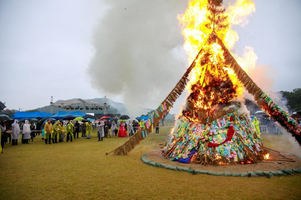 2025 서산해미읍성축제&amp;#44; 600년 성곽에서 펼쳐지는 시간 여행! 