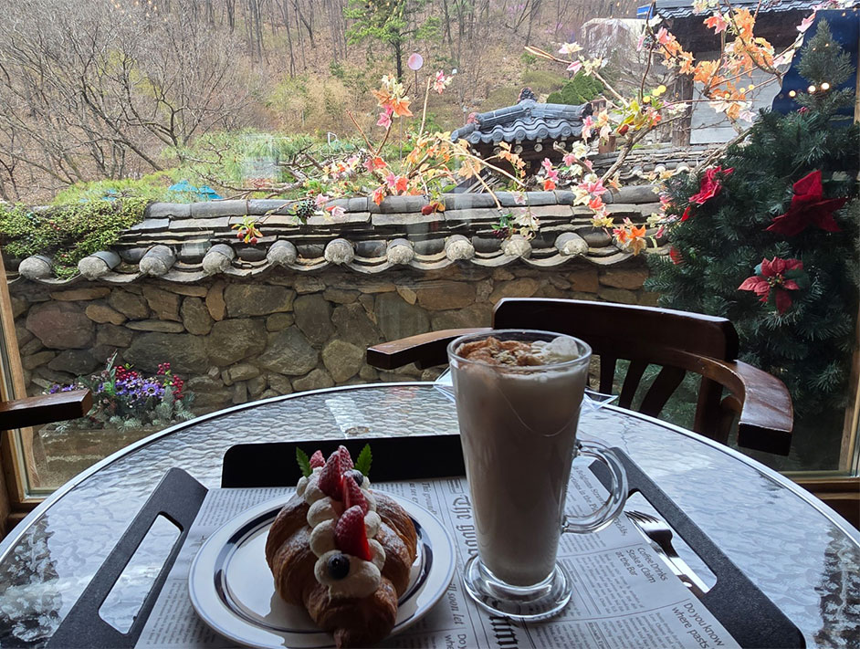 크루와상과 밀크티