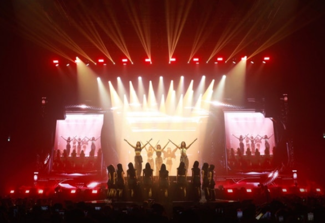 르세라핌 콘서트