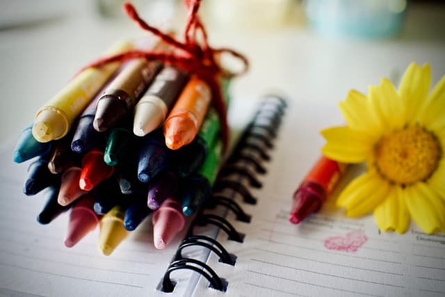 창의성이 떠오르는 순간의 의식 구조― 생각이 만들어질 때, 나는 어떻게 존재하는가?