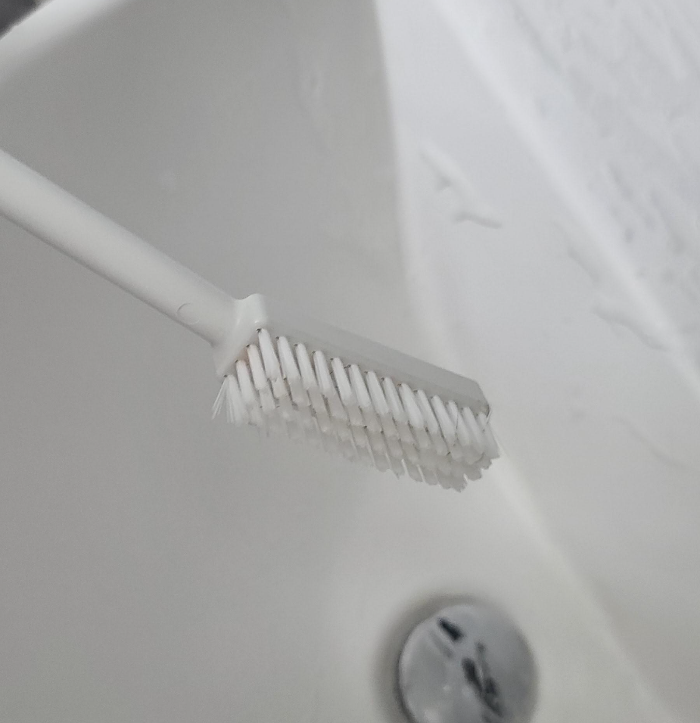 세면대 선반 물때 화장실 청소 유한락스 멀티액션 화장실청소용 물때 비누때 솔질