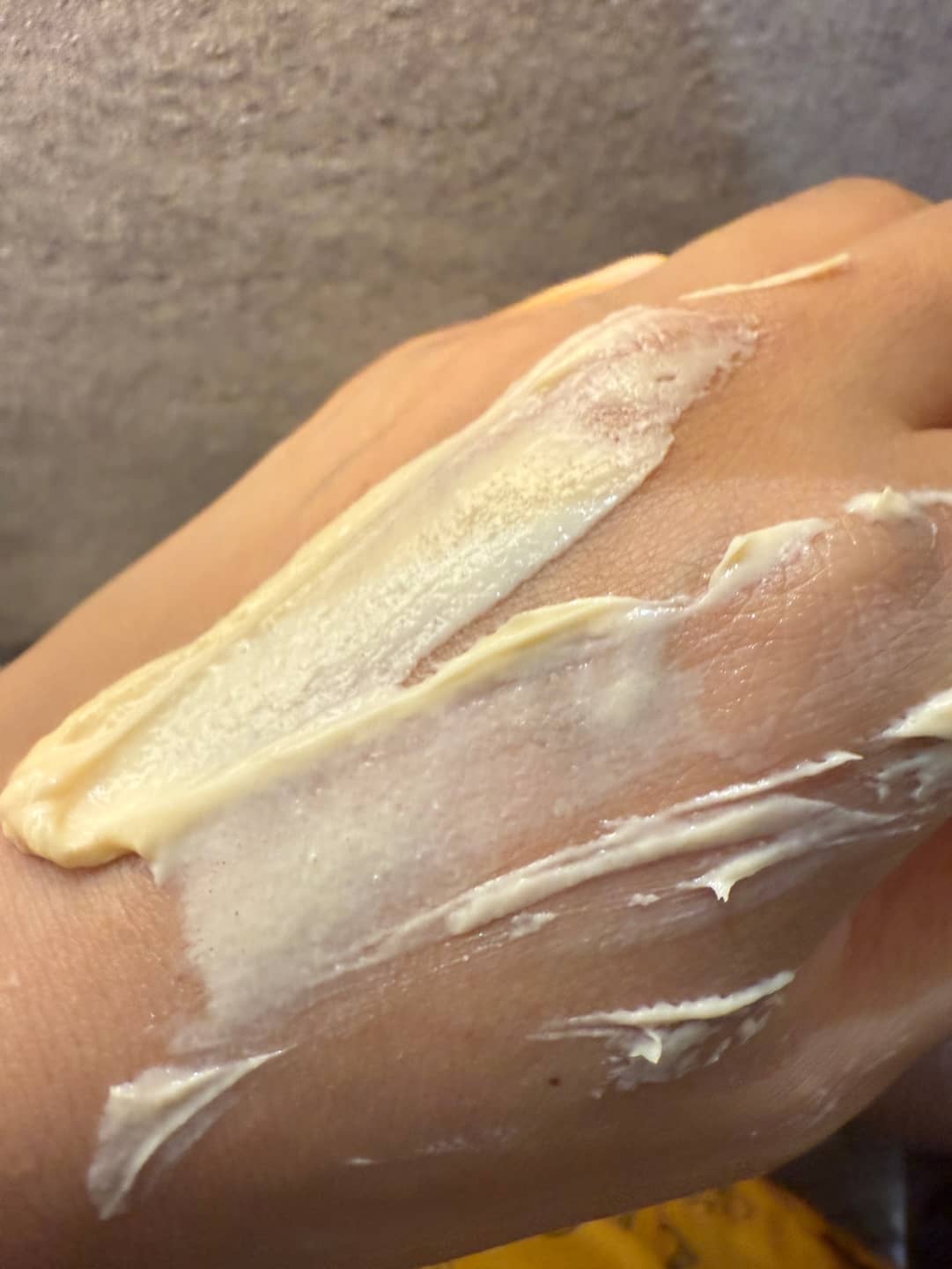 남자도 매일 바르는 향기 좋은 핸드밤 (내돈내산 / 헬스장, 회사에서 사용)