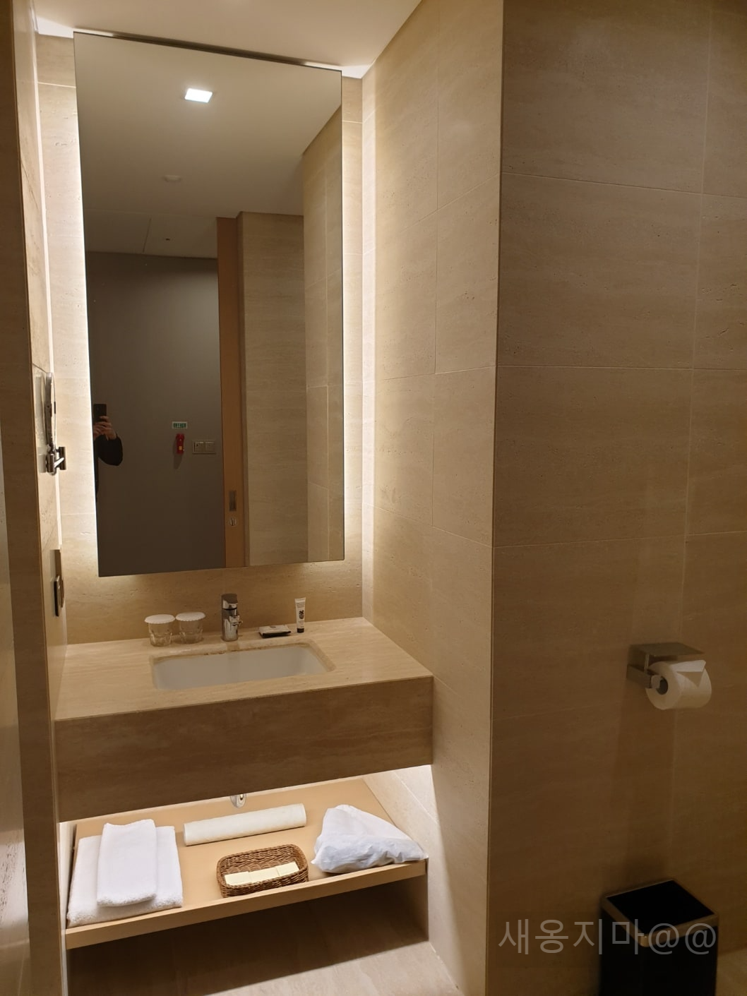 랜딩관-세면대