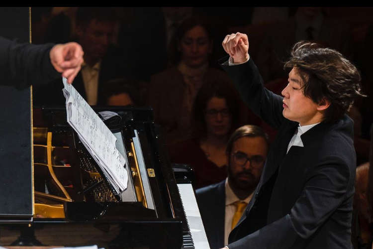 조성진-연주장면1