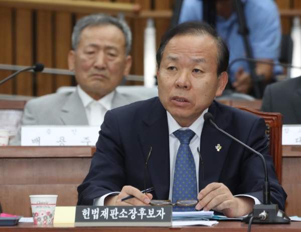 김이수 헌법재판소장 대행