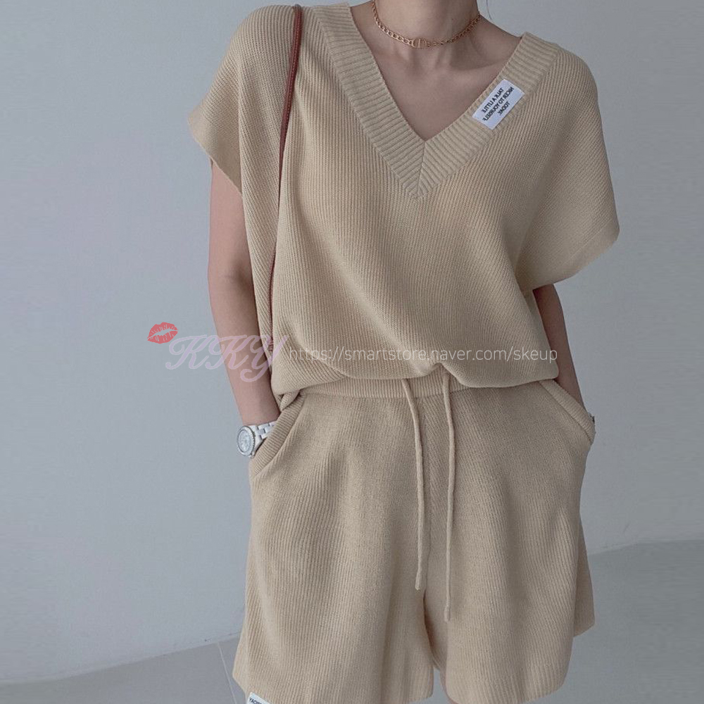 (당일배송) 케이스 루즈핏 캡소매 여름 니트 반바지 투피스 세트