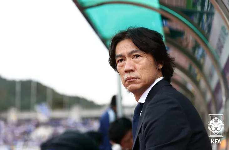 주앙 아로소 코치 홍명보 감독