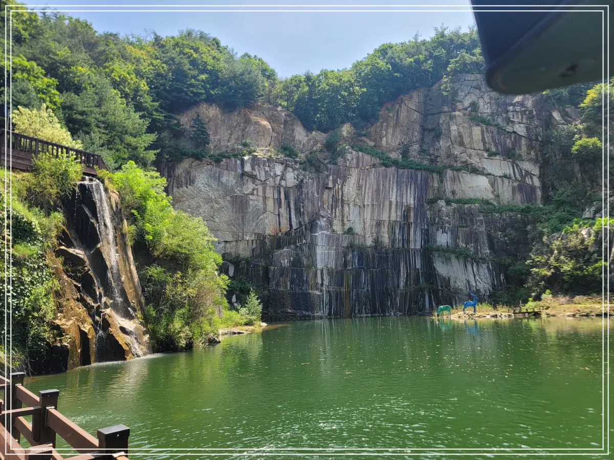 천주호-폭포-왼쪽-전경