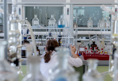 약물 분석 중 발생 가능한 분석기기 간 상관 편차 (LC-MS vs GC-MS vs HPLC 등 비교)