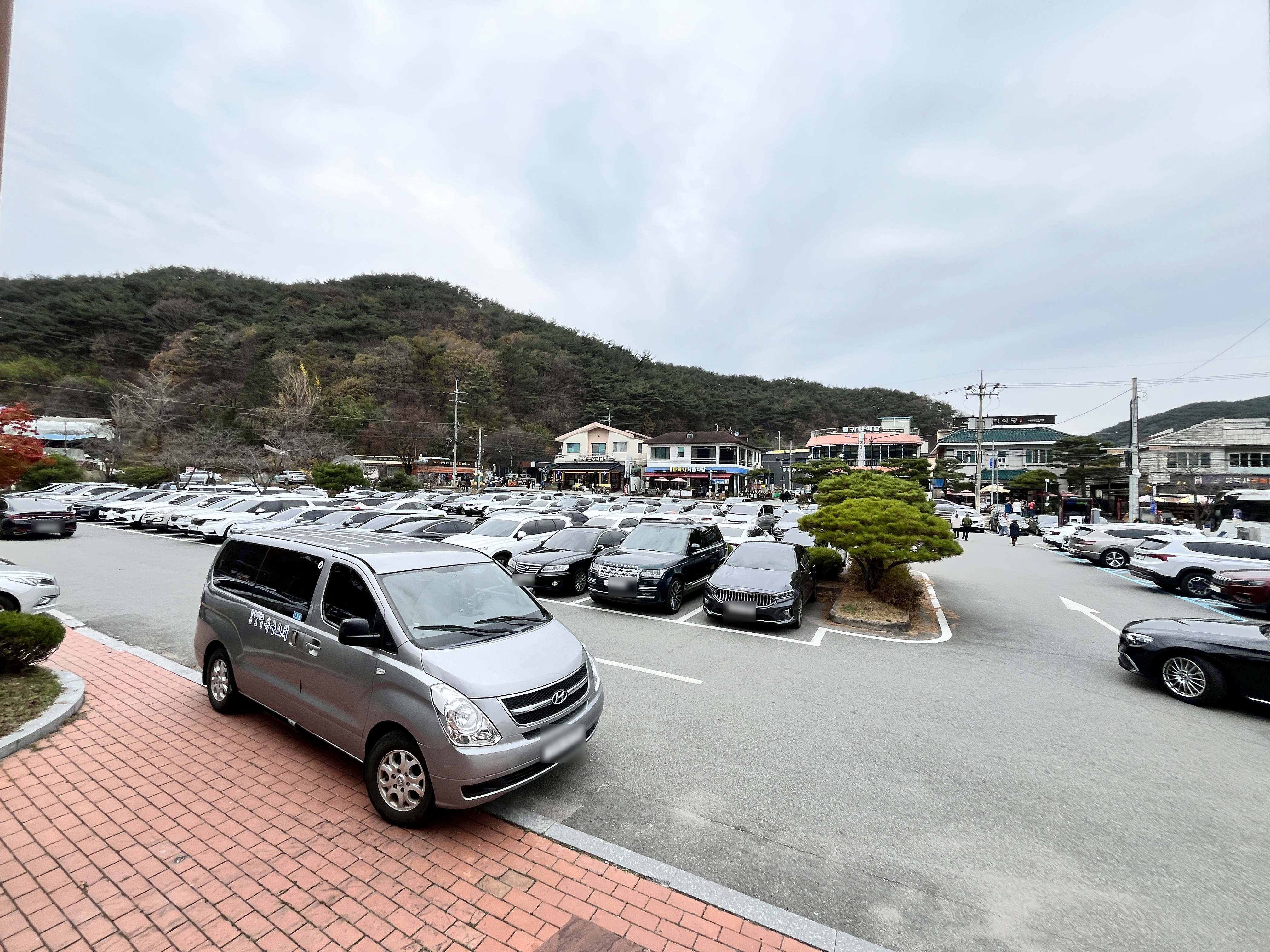 마곡사 주차장