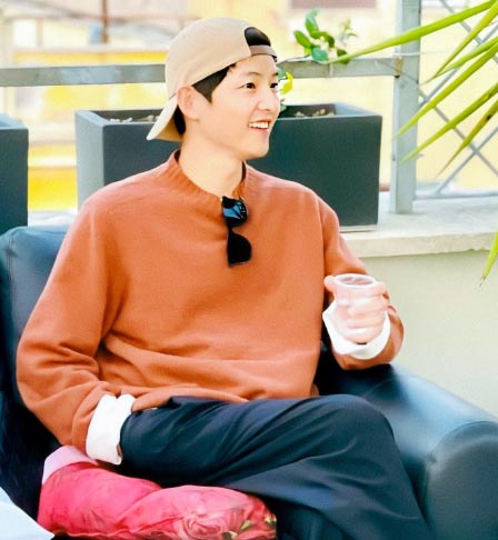 송중기